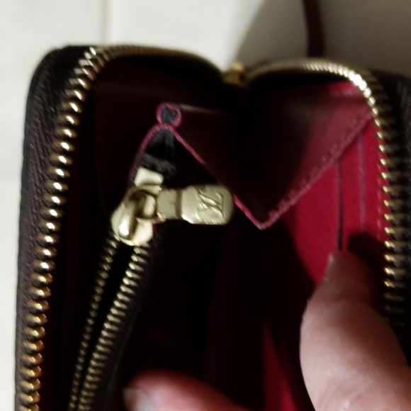 LV zippy wallet - Picture 10 of 16